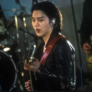 어거스트 D girl ★